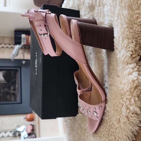Gorgeous NWT IOB Coach Paige Studded Mat Pink Leather Heeled Sandals 👡💗 - Picture 10 of 16